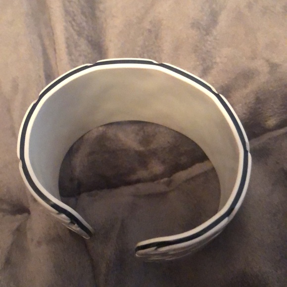 Marc Jacobs cuff - Picture 2 of 2